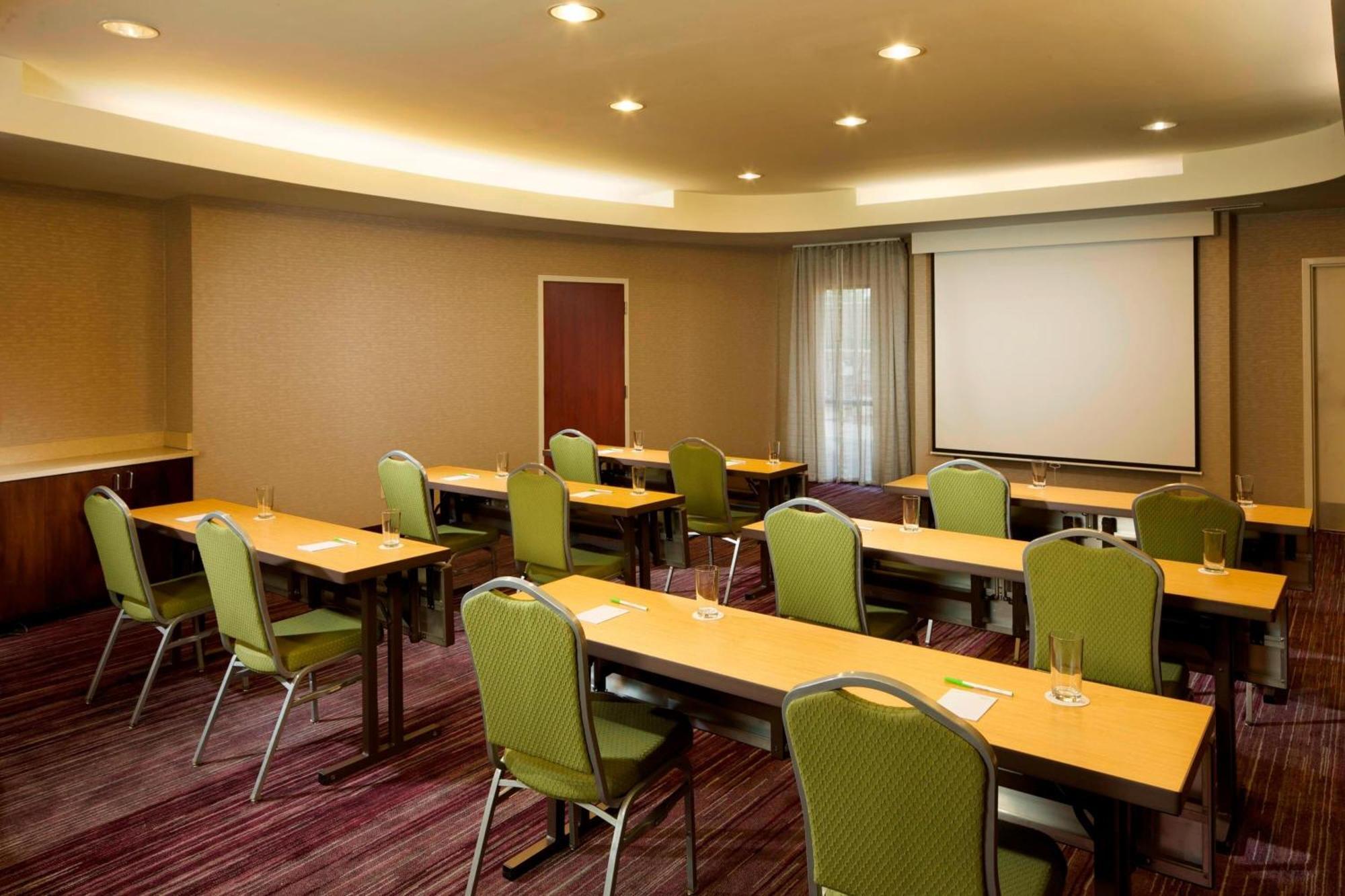 Courtyard By Marriott Jackson Hotel Exterior foto