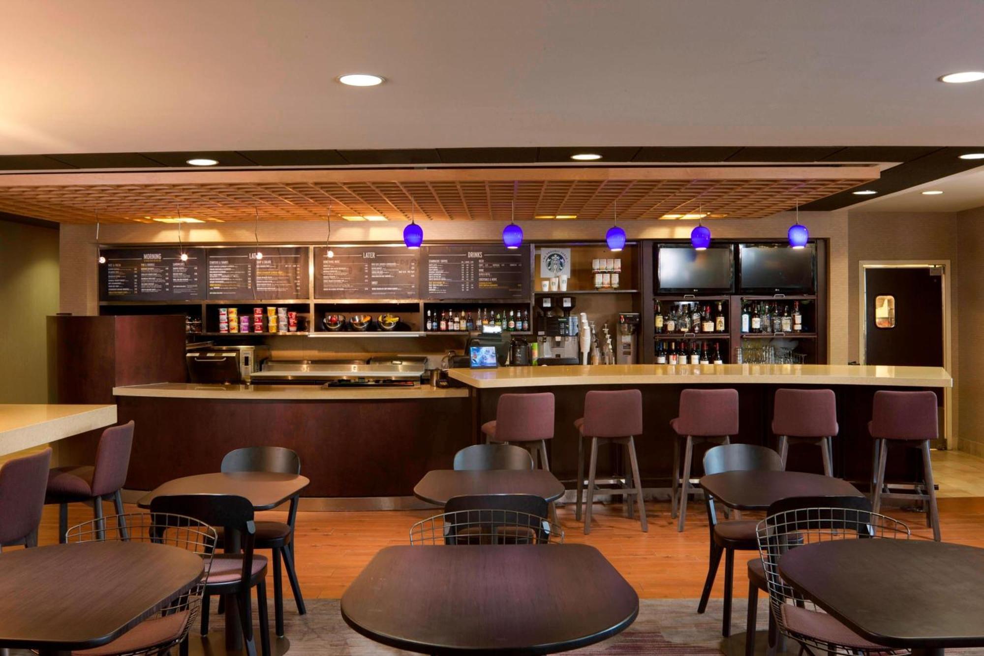 Courtyard By Marriott Jackson Hotel Exterior foto