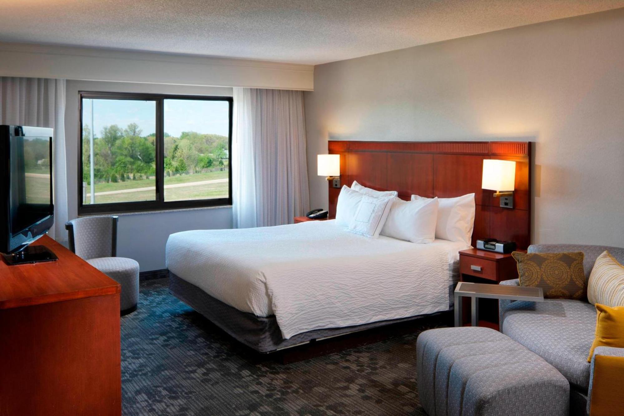 Courtyard By Marriott Jackson Hotel Exterior foto