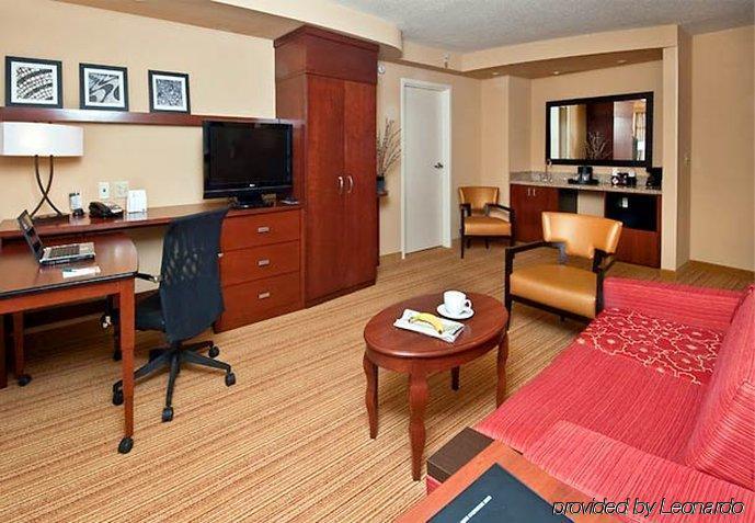 Courtyard By Marriott Jackson Hotel Exterior foto
