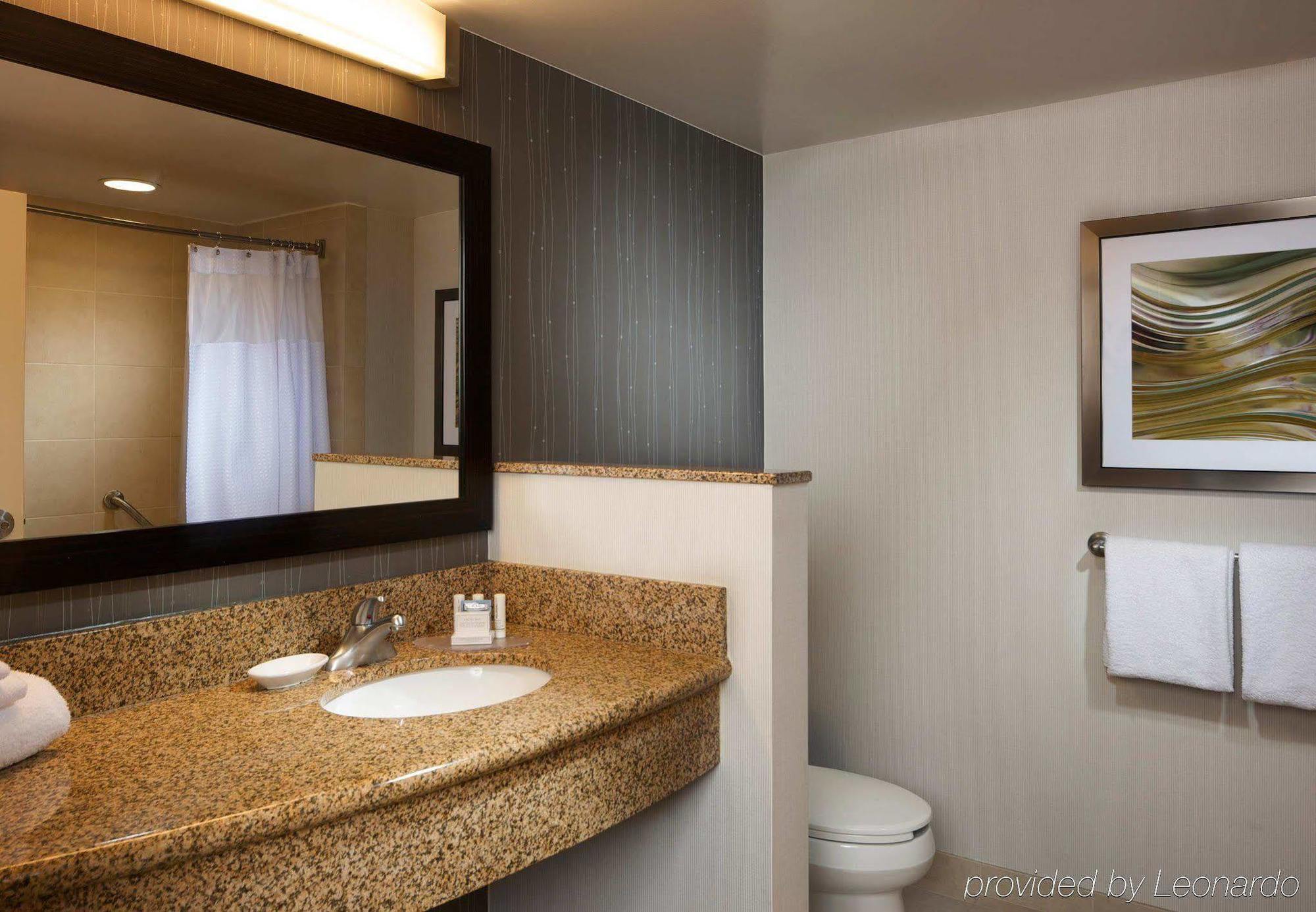 Courtyard By Marriott Jackson Hotel Exterior foto